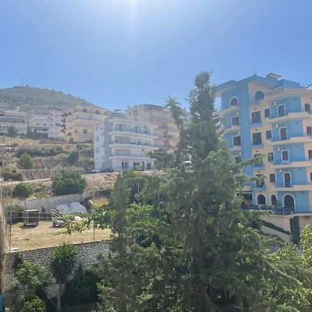 סרנדה Bilal Golemi Sea View Apartment מראה חיצוני תמונה